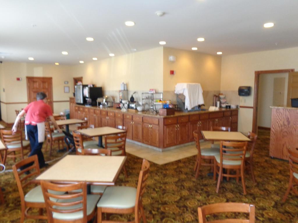Country Inn & Suites By Radisson, Forest Lake, Mn Dış mekan fotoğraf