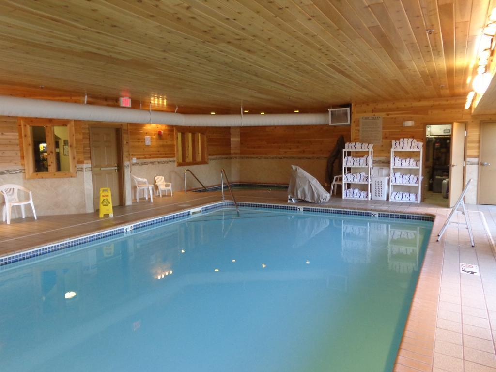 Country Inn & Suites By Radisson, Forest Lake, Mn Dış mekan fotoğraf